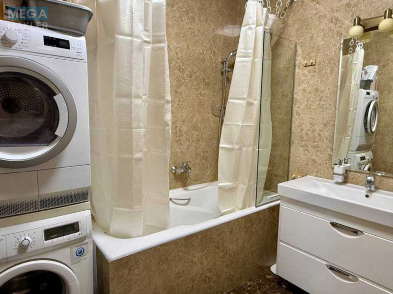 Оренда 2 кімнатної квартири, <a class="location-link" href="/kiev/" title="Недвижимость Київ">Київ</a>, <a class="location-link" href="/kiev/shevchenkovskij/" title="Недвижимость Шевченківський район">Шевченківський р-н</a>, Дмитриевская ул., 80 (изображение 19)