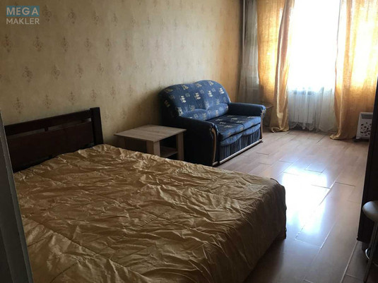 Оренда 1 кімнатної квартири, <a class="location-link" href="/kiev/" title="Недвижимость Київ">Київ</a>, <a class="location-link" href="/kiev/obolonskij/" title="Недвижимость Оболонський район">Оболонський р-н</a>, Оболонський просп., 9 (изображение 4)
