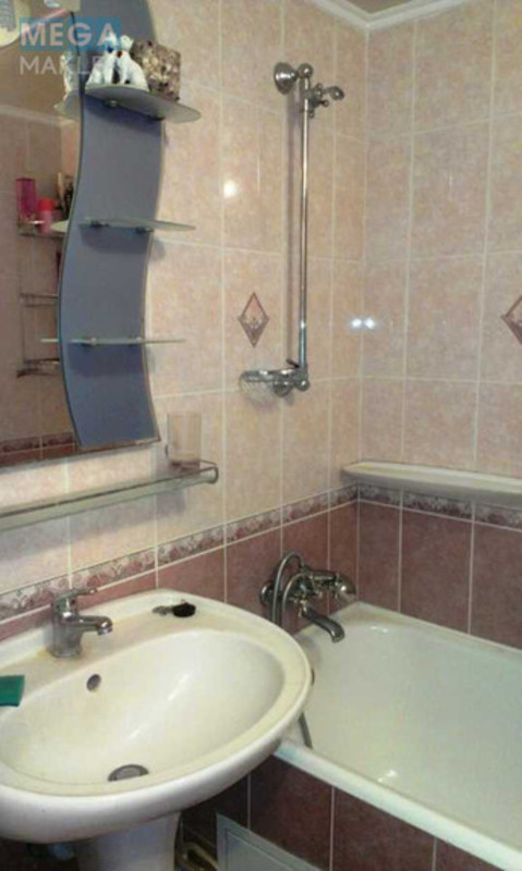 Оренда 1 кімнатної квартири, <a class="location-link" href="/kiev/" title="Недвижимость Київ">Київ</a>, <a class="location-link" href="/kiev/obolonskij/" title="Недвижимость Оболонський район">Оболонський р-н</a>, Оболонський просп., 9 (изображение 9)