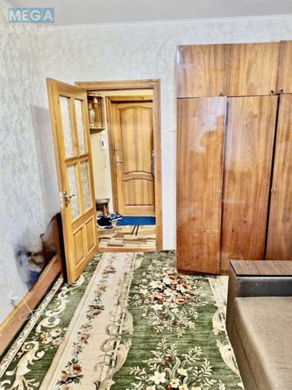 Продаж 2 кімнатної квартири (51/30,7/7,9), 7 пов. 10 пов. будинку, <a class="location-link" href="/kiev/" title="Недвижимость Київ">Київ</a>, <a class="location-link" href="/kiev/svyatoshinskij/" title="Недвижимость Святошинський район">Святошинський р-н</a>, Миколи Ушакова вул., 20 (изображение 7)