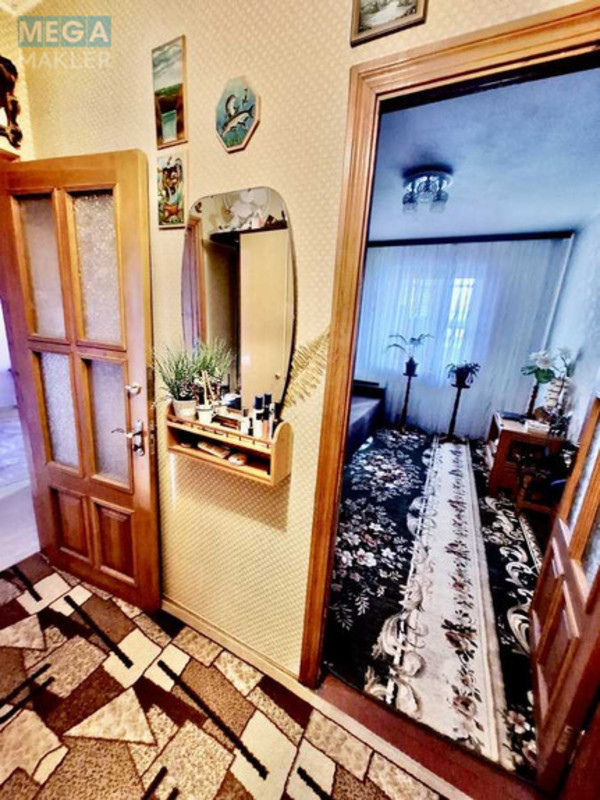 Продаж 2 кімнатної квартири (51/30,7/7,9), 7 пов. 10 пов. будинку, <a class="location-link" href="/kiev/" title="Недвижимость Київ">Київ</a>, <a class="location-link" href="/kiev/svyatoshinskij/" title="Недвижимость Святошинський район">Святошинський р-н</a>, Миколи Ушакова вул., 20 (изображение 8)