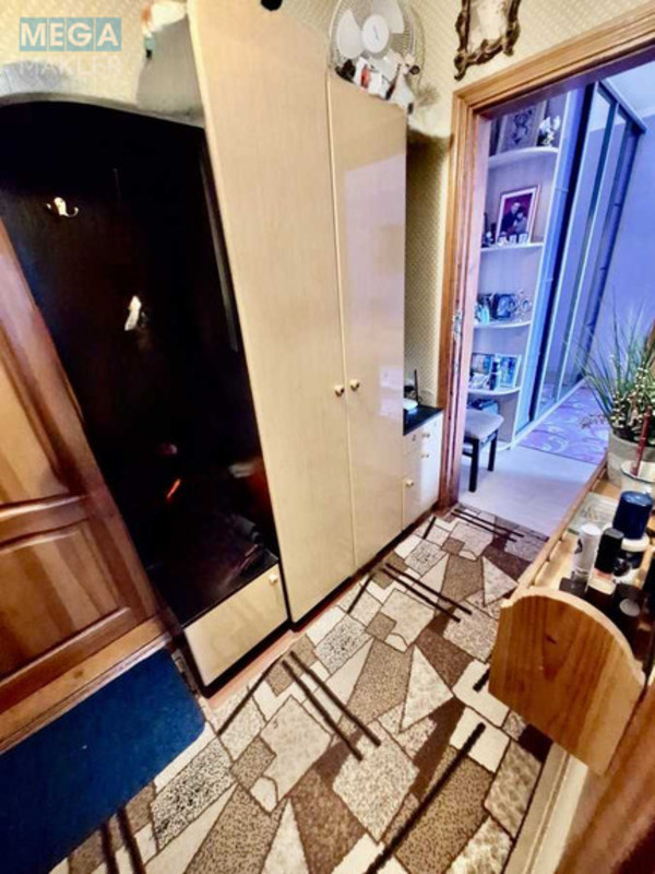 Продаж 2 кімнатної квартири (51/30,7/7,9), 7 пов. 10 пов. будинку, <a class="location-link" href="/kiev/" title="Недвижимость Київ">Київ</a>, <a class="location-link" href="/kiev/svyatoshinskij/" title="Недвижимость Святошинський район">Святошинський р-н</a>, Миколи Ушакова вул., 20 (изображение 9)