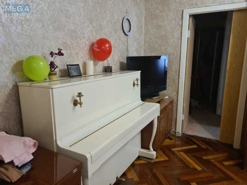 Продаж 2 кімнатної квартири (43/?/6), 9 пов. 9 пов. будинку, <a class="location-link" href="/kiev/" title="Недвижимость Київ">Київ</a>, <a class="location-link" href="/kiev/dneprovskij/" title="Недвижимость Дніпровський район">Дніпровський р-н</a>, Энтузиастов ул., 5 (изображение 3)
