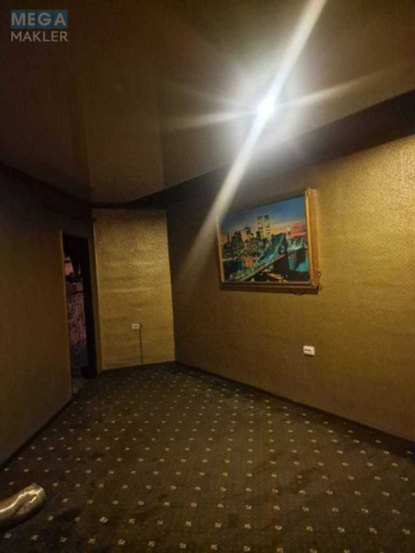 Оренда окремої будівлі/побудови, 330&nbsp;кв.м, <a class="location-link" href="/kiev/" title="Недвижимость Київ">Київ</a>, <a class="location-link" href="/kiev/dneprovskij/" title="Недвижимость Дніпровський район">Дніпровський р-н</a>, Павла Тычины просп., 7 (изображение 7)