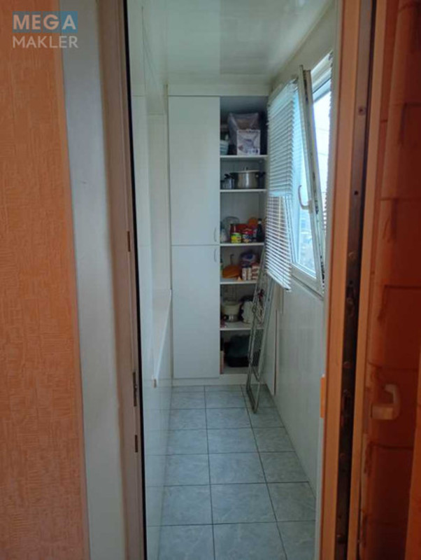 Продаж 2 кімнатної квартири (52/34/8), 16 пов. 16 пов. будинку, <a class="location-link" href="/kiev/" title="Недвижимость Київ">Київ</a>, <a class="location-link" href="/kiev/goloseevskij/" title="Недвижимость Голосіївський район">Голосіївський р-н</a>, Большая Васильковская ул., 124 (изображение 3)