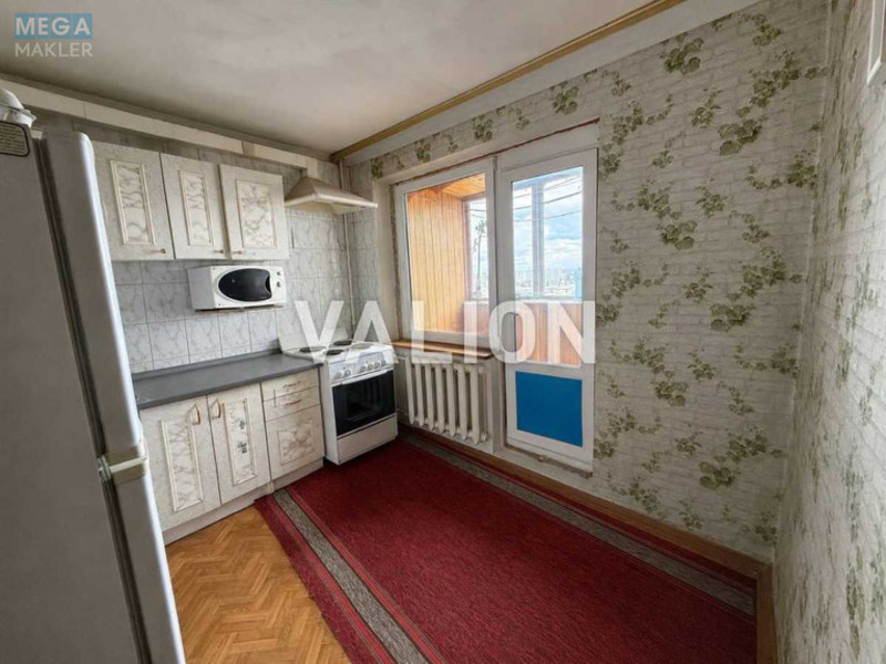 Продаж 1 кімнатної квартири (33/16/8), 16 пов. 16 пов. будинку, <a class="location-link" href="/kiev/" title="Недвижимость Київ">Київ</a>, <a class="location-link" href="/kiev/dneprovskij/" title="Недвижимость Дніпровський район">Дніпровський р-н</a>, Радужная ул., 17А (изображение 2)