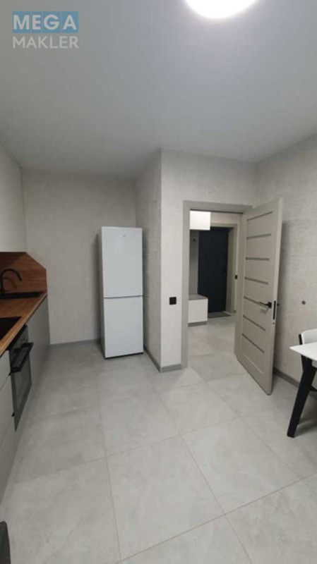 Оренда 1 кімнатної квартири, <a class="location-link" href="/kiev/" title="Недвижимость Київ">Київ</a>, <a class="location-link" href="/kiev/dneprovskij/" title="Недвижимость Дніпровський район">Дніпровський р-н</a>, Воскресенська вул., 2в (изображение 9)