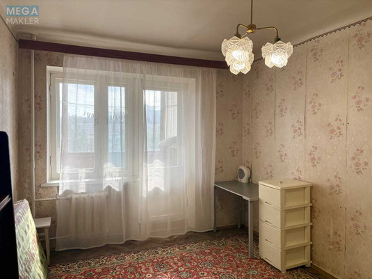 Оренда 3 кімнатної квартири, <a class="location-link" href="/kiev/" title="Недвижимость Київ">Київ</a>, <a class="location-link" href="/kiev/solomenskij/" title="Недвижимость Солом'янський район">Солом'янський р-н</a>, Словянська вул., 28 (изображение 2)
