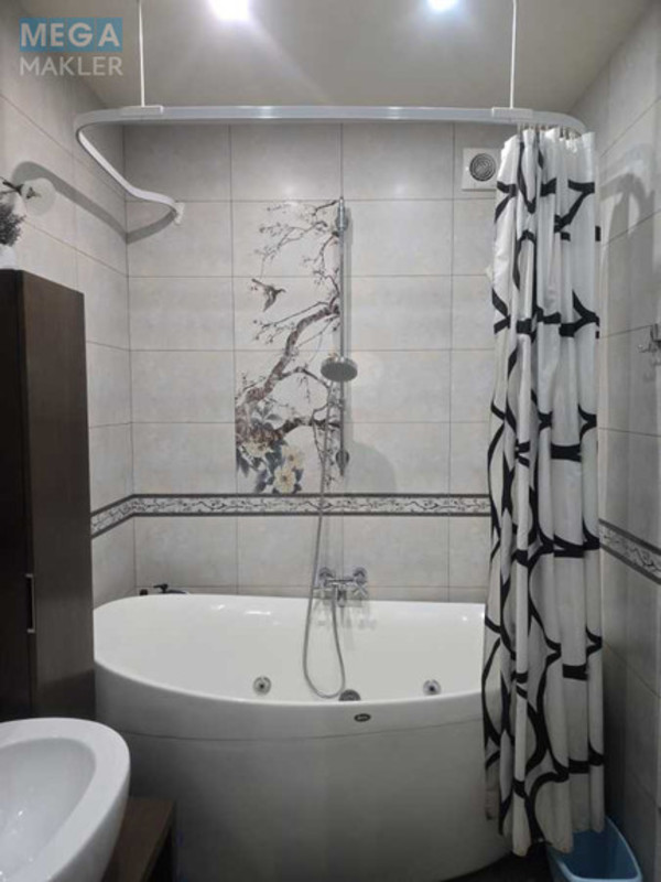 Оренда 2 кімнатної квартири, <a class="location-link" href="/odessa/" title="Недвижимость Одеса">Одеса</a>, <a class="location-link" href="/odessa/suvorovskij/" title="Недвижимость Суворовський район">Суворовський р-н</a>, Заболотного (изображение 2)