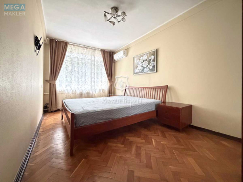 Продаж 3 кімнатної квартири (63,2/45,3/6,3), 3 пов. 9 пов. будинку, <a class="location-link" href="/kiev/" title="Недвижимость Київ">Київ</a>, <a class="location-link" href="/kiev/pecherskij/" title="Недвижимость Печерський район">Печерський р-н</a>, Лесі Українки бульв., 14 (изображение 11)
