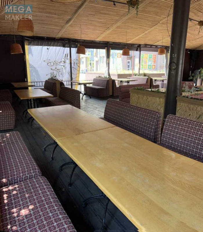 Оренда комерційної нерухомості, 553&nbsp;кв.м, под магазин, <a class="location-link" href="/kiev/" title="Недвижимость Київ">Київ</a>, <a class="location-link" href="/kiev/obolonskij/" title="Недвижимость Оболонський район">Оболонський р-н</a>, Маршала Тимошенка вул., 29 (изображение 6)