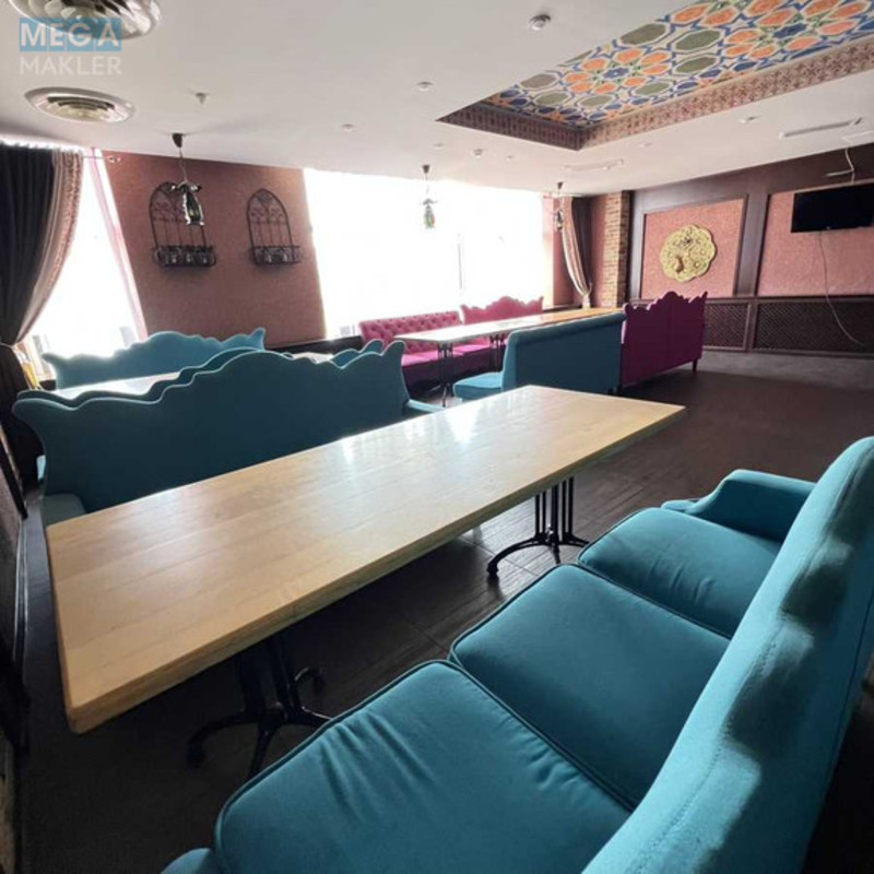 Оренда комерційної нерухомості, 553&nbsp;кв.м, под магазин, <a class="location-link" href="/kiev/" title="Недвижимость Київ">Київ</a>, <a class="location-link" href="/kiev/obolonskij/" title="Недвижимость Оболонський район">Оболонський р-н</a>, Маршала Тимошенка вул., 29 (изображение 15)