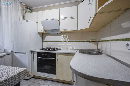 Продаж 1 кімнатної квартири (34,9/16,6/6,7), 2 пов. 9 пов. будинку, <a class="location-link" href="/kiev/" title="Недвижимость Київ">Київ</a>, <a class="location-link" href="/kiev/desnyanskij/" title="Недвижимость Деснянський район">Деснянський р-н</a>, Космонавта Волкова вул., 14 (изображение 10)