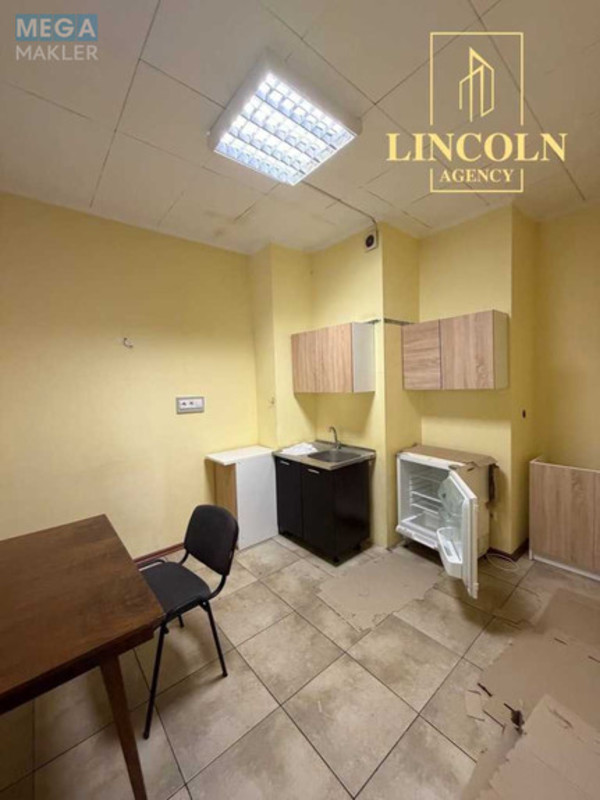 Продаж 5 кімнатної квартири (225/?/20), 17 пов. 18 пов. будинку, <a class="location-link" href="/kiev/" title="Недвижимость Київ">Київ</a>, <a class="location-link" href="/kiev/solomenskij/" title="Недвижимость Солом'янський район">Солом'янський р-н</a>, Леваневского ул., 6 (изображение 9)