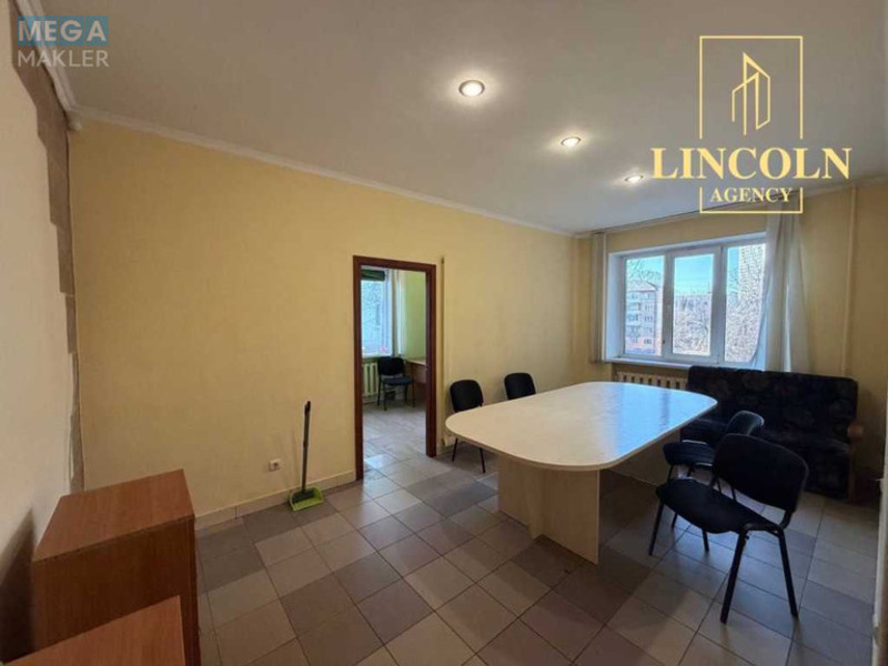 Продаж 3 кімнатної квартири (62/?/8), 2 пов. 5 пов. будинку, <a class="location-link" href="/kiev/" title="Недвижимость Київ">Київ</a>, <a class="location-link" href="/kiev/shevchenkovskij/" title="Недвижимость Шевченківський район">Шевченківський р-н</a>, Берестейский просп., 5 (изображение 2)