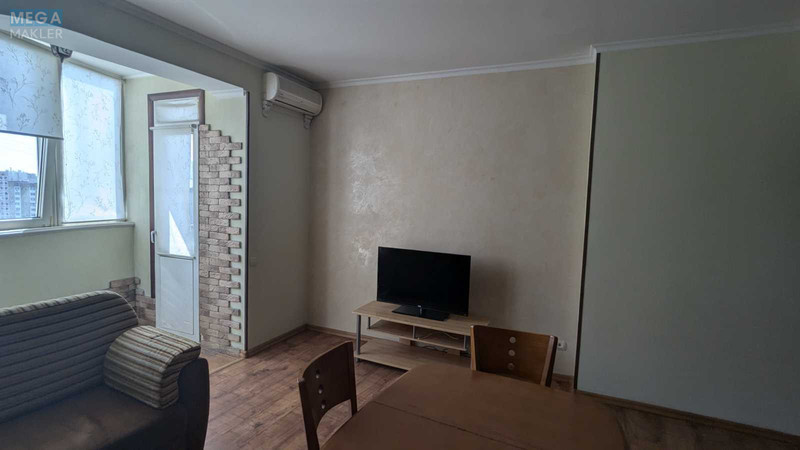 Оренда 2 кімнатної квартири, <a class="location-link" href="/kiev/" title="Недвижимость Київ">Київ</a>, <a class="location-link" href="/kiev/darnickij/" title="Недвижимость Дарницький район">Дарницький р-н</a>, Урлівська вул., 11/44 (изображение 3)