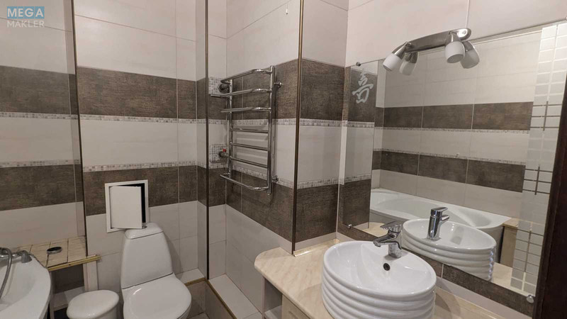 Оренда 2 кімнатної квартири, <a class="location-link" href="/kiev/" title="Недвижимость Київ">Київ</a>, <a class="location-link" href="/kiev/darnickij/" title="Недвижимость Дарницький район">Дарницький р-н</a>, Урлівська вул., 11/44 (изображение 12)