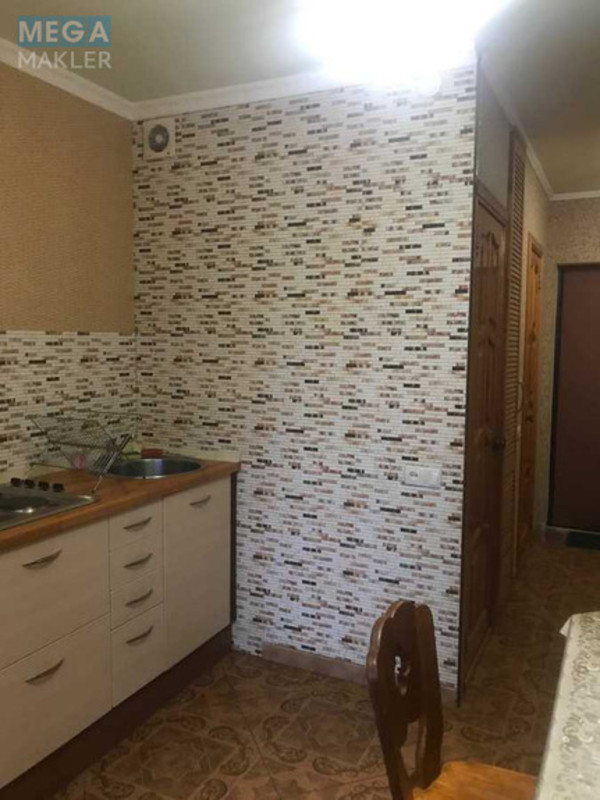 Оренда 1 кімнатної квартири, <a class="location-link" href="/kiev/" title="Недвижимость Київ">Київ</a>, <a class="location-link" href="/kiev/goloseevskij/" title="Недвижимость Голосіївський район">Голосіївський р-н</a>, Феодосийская ул., 48/52 (изображение 13)