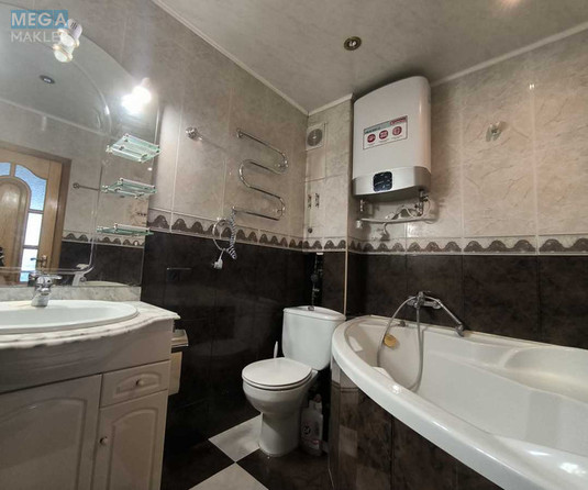 Продаж 3 кімнатної квартири (69/43/8,5), 10 пов. 16 пов. будинку, <a class="location-link" href="/kiev/" title="Недвижимость Київ">Київ</a>, <a class="location-link" href="/kiev/dneprovskij/" title="Недвижимость Дніпровський район">Дніпровський р-н</a>, Івана Миколайчука вул., 17 (изображение 9)