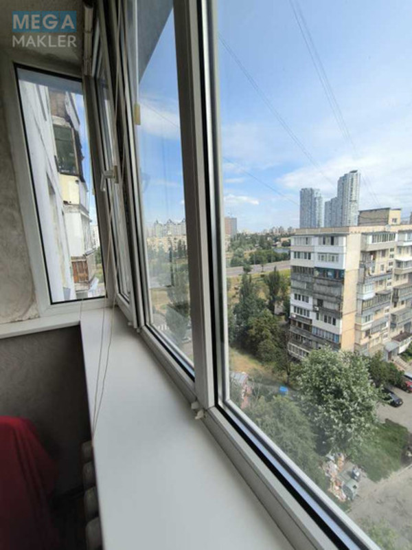 Продаж 3 кімнатної квартири (69/43/8,5), 10 пов. 16 пов. будинку, <a class="location-link" href="/kiev/" title="Недвижимость Київ">Київ</a>, <a class="location-link" href="/kiev/dneprovskij/" title="Недвижимость Дніпровський район">Дніпровський р-н</a>, Івана Миколайчука вул., 17 (изображение 15)