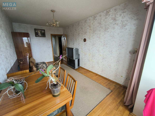 Продаж 3 кімнатної квартири (69/43/8,5), 10 пов. 16 пов. будинку, <a class="location-link" href="/kiev/" title="Недвижимость Київ">Київ</a>, <a class="location-link" href="/kiev/dneprovskij/" title="Недвижимость Дніпровський район">Дніпровський р-н</a>, Івана Миколайчука вул., 17 (изображение 16)