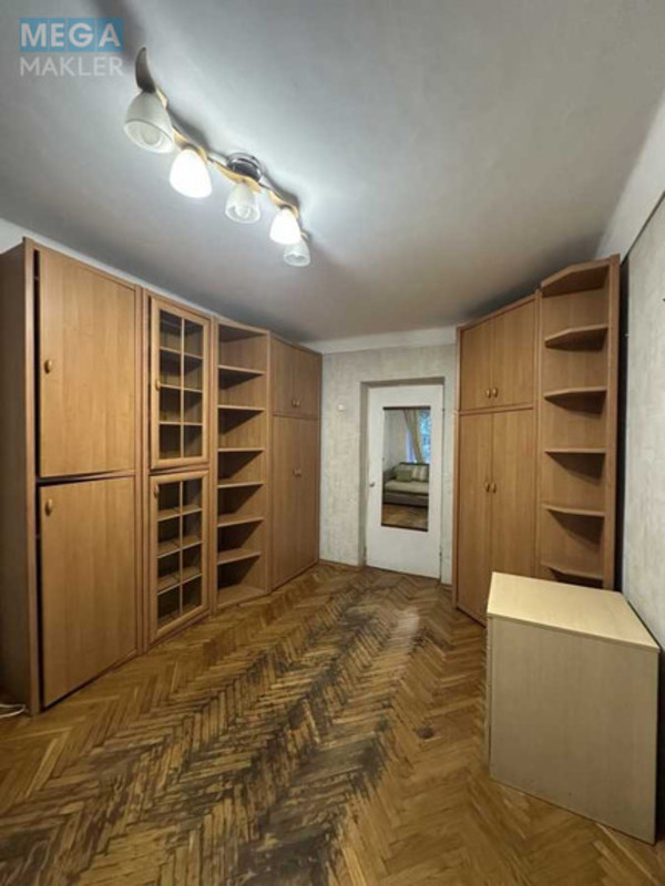 Оренда 2 кімнатної квартири, <a class="location-link" href="/kiev/" title="Недвижимость Київ">Київ</a>, <a class="location-link" href="/kiev/solomenskij/" title="Недвижимость Солом'янський район">Солом'янський р-н</a>, Солом`янська вул., 38 (изображение 4)