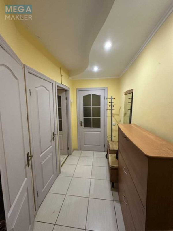 Оренда 2 кімнатної квартири, <a class="location-link" href="/kiev/" title="Недвижимость Київ">Київ</a>, <a class="location-link" href="/kiev/solomenskij/" title="Недвижимость Солом'янський район">Солом'янський р-н</a>, Солом`янська вул., 38 (изображение 12)