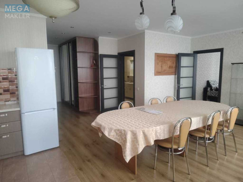 Оренда 3 кімнатної квартири, <a class="location-link" href="/kiev/" title="Недвижимость Київ">Київ</a>, <a class="location-link" href="/kiev/darnickij/" title="Недвижимость Дарницький район">Дарницький р-н</a>, Миколи Бажана просп., 8б (изображение 2)