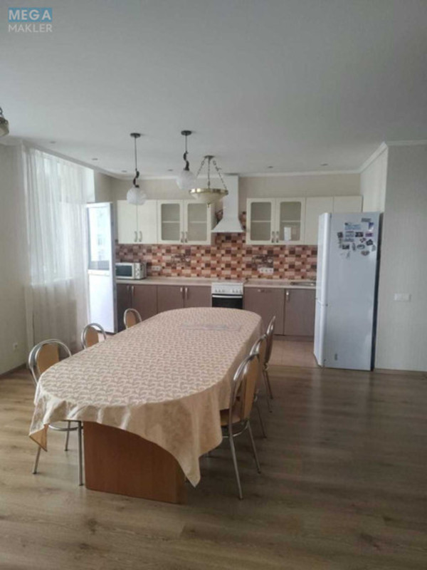 Оренда 3 кімнатної квартири, <a class="location-link" href="/kiev/" title="Недвижимость Київ">Київ</a>, <a class="location-link" href="/kiev/darnickij/" title="Недвижимость Дарницький район">Дарницький р-н</a>, Миколи Бажана просп., 8б (изображение 3)