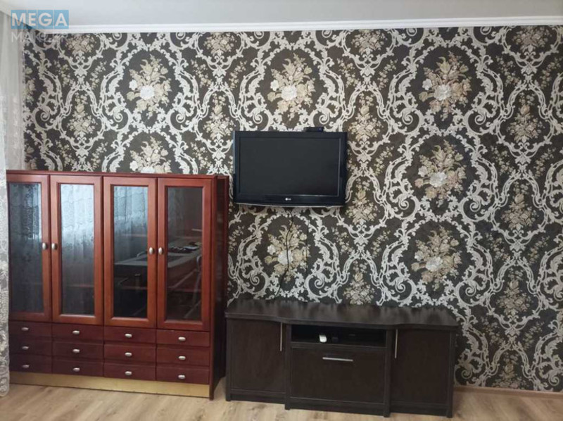 Оренда 3 кімнатної квартири, <a class="location-link" href="/kiev/" title="Недвижимость Київ">Київ</a>, <a class="location-link" href="/kiev/darnickij/" title="Недвижимость Дарницький район">Дарницький р-н</a>, Миколи Бажана просп., 8б (изображение 6)