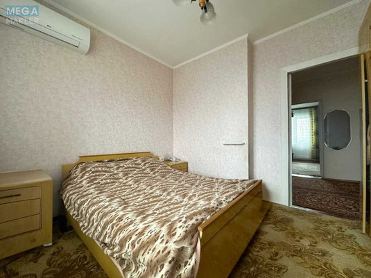 Продаж 3 кімнатної квартири (70/40/8), 6 пов. 9 пов. будинку, <a class="location-link" href="/kiev/" title="Недвижимость Київ">Київ</a>, <a class="location-link" href="/kiev/darnickij/" title="Недвижимость Дарницький район">Дарницький р-н</a>, Здолбунівська вул., 7а (изображение 7)