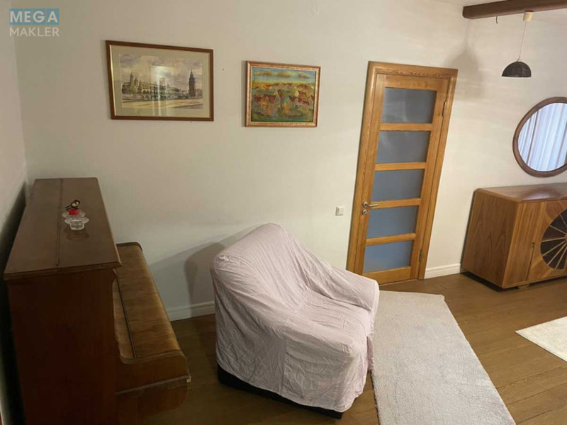 Оренда 3 кімнатної квартири, <a class="location-link" href="/kiev/" title="Недвижимость Київ">Київ</a>, <a class="location-link" href="/kiev/svyatoshinskij/" title="Недвижимость Святошинський район">Святошинський р-н</a>, Феодори Пушиної вул., 8 (изображение 3)