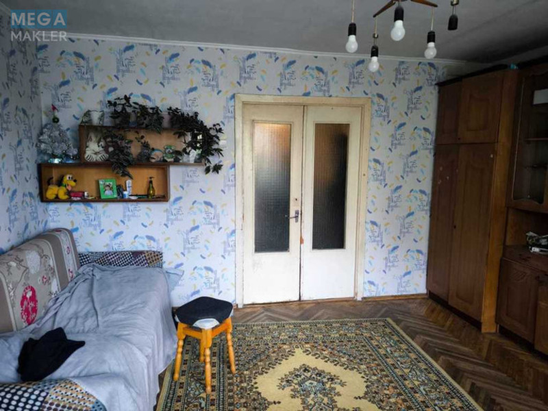 Продаж 2 кімнатної квартири (52/30/7), 5 пов. 9 пов. будинку, <a class="location-link" href="/kiev/" title="Недвижимость Київ">Київ</a>, <a class="location-link" href="/kiev/goloseevskij/" title="Недвижимость Голосіївський район">Голосіївський р-н</a>, Стратегическое шоссе, 15 (изображение 10)