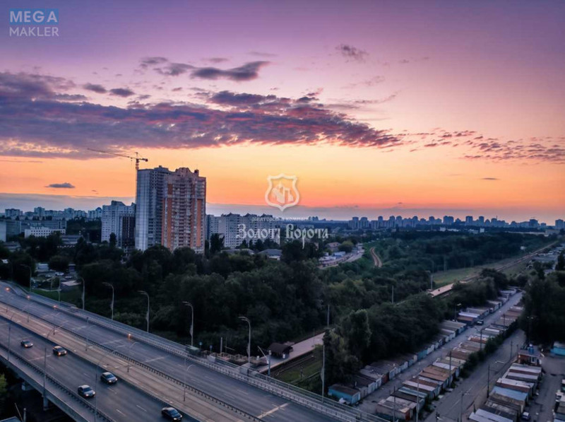 Продаж 1 кімнатної квартири (42,5/13,4/15,9), 15 пов. 16 пов. будинку, <a class="location-link" href="/kiev/" title="Недвижимость Київ">Київ</a>, <a class="location-link" href="/kiev/solomenskij/" title="Недвижимость Солом'янський район">Солом'янський р-н</a>, Любомира Гузара просп., 11 (изображение 4)