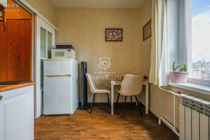 Продаж 1 кімнатної квартири (42,1/18/8), 11 пов. 14 пов. будинку, <a class="location-link" href="/kiev/" title="Недвижимость Київ">Київ</a>, <a class="location-link" href="/kiev/desnyanskij/" title="Недвижимость Деснянський район">Деснянський р-н</a>, Володимира Маяковського просп., 52 (изображение 10)