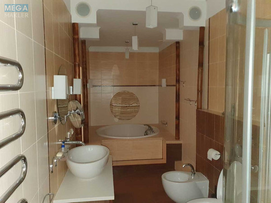 Оренда 3 кімнатної квартири, <a class="location-link" href="/kiev/" title="Недвижимость Київ">Київ</a>, <a class="location-link" href="/kiev/shevchenkovskij/" title="Недвижимость Шевченківський район">Шевченківський р-н</a>, Вячеслава Чорновола вул., 25 (изображение 7)