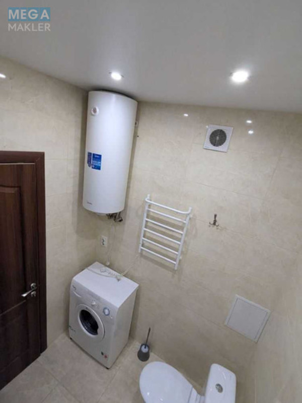 Оренда 1 кімнатної квартири, <a class="location-link" href="/kiev/" title="Недвижимость Київ">Київ</a>, <a class="location-link" href="/kiev/podolskij/" title="Недвижимость Подільський район">Подільський р-н</a>, Європейського Союзу просп., 45Б (изображение 16)