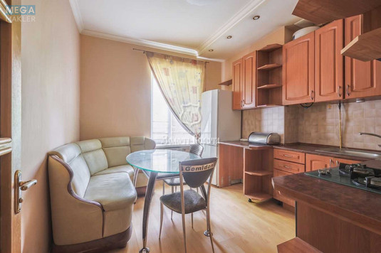 Продаж 2 кімнатної квартири (48,5/26,9/10), 1 пов. 2 пов. будинку, <a class="location-link" href="/kiev/" title="Недвижимость Київ">Київ</a>, <a class="location-link" href="/kiev/shevchenkovskij/" title="Недвижимость Шевченківський район">Шевченківський р-н</a>, Академіка Грекова вул., 5 (изображение 7)