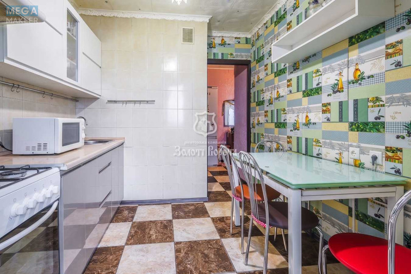 Продаж 1 кімнатної квартири (33/12/6), 10 пов. 10 пов. будинку, <a class="location-link" href="/kiev/" title="Недвижимость Київ">Київ</a>, <a class="location-link" href="/kiev/desnyanskij/" title="Недвижимость Деснянський район">Деснянський р-н</a>, Милославська вул., 17а (изображение 8)