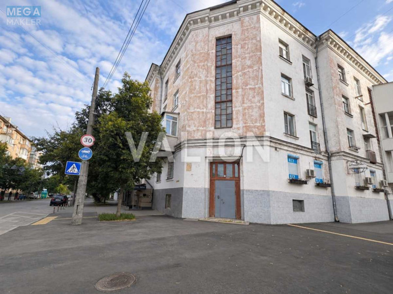 Продаж 2 кімнатної квартири (42/23/2,8), 1 пов. 4 пов. будинку, <a class="location-link" href="/kiev/" title="Недвижимость Київ">Київ</a>, <a class="location-link" href="/kiev/podolskij/" title="Недвижимость Подільський район">Подільський р-н</a>, Оболонская ул., 39 (изображение 12)