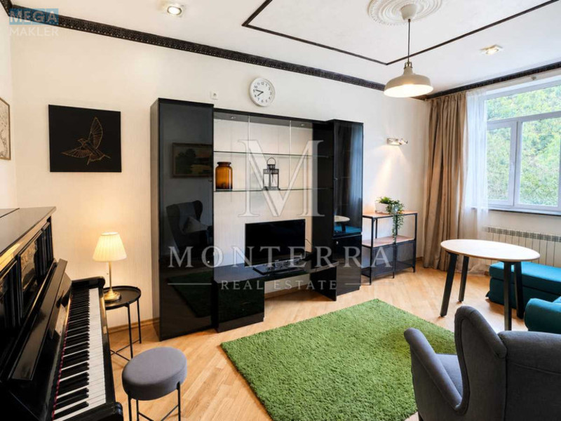 Продаж 3 кімнатної квартири (74,3/50,3/8,5), 2 пов. 5 пов. будинку, <a class="location-link" href="/kiev/" title="Недвижимость Київ">Київ</a>, <a class="location-link" href="/kiev/pecherskij/" title="Недвижимость Печерський район">Печерський р-н</a>, Арсенальна вул., 15 (изображение 7)