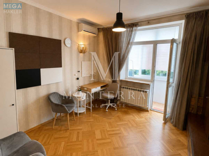 Продаж 3 кімнатної квартири (74,3/50,3/8,5), 2 пов. 5 пов. будинку, <a class="location-link" href="/kiev/" title="Недвижимость Київ">Київ</a>, <a class="location-link" href="/kiev/pecherskij/" title="Недвижимость Печерський район">Печерський р-н</a>, Арсенальна вул., 15 (изображение 12)