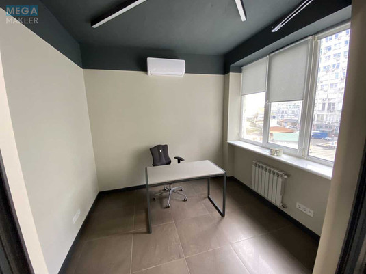 Оренда комерційної нерухомості, 26&nbsp;кв.м, под офис, <a class="location-link" href="/kiev/" title="Недвижимость Київ">Київ</a>, <a class="location-link" href="/kiev/dneprovskij/" title="Недвижимость Дніпровський район">Дніпровський р-н</a>, Евгения Сверстюка ул., 11 (изображение 5)