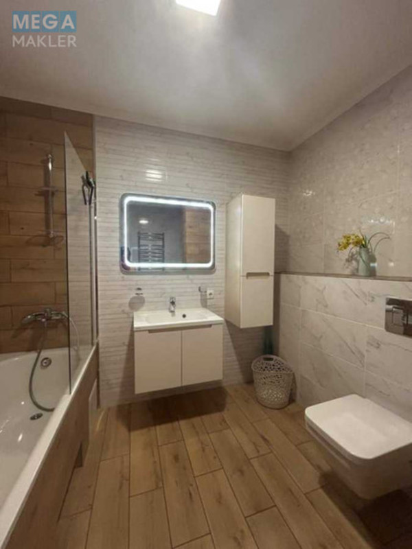 Оренда 1 кімнатної квартири, <a class="location-link" href="/kiev/" title="Недвижимость Київ">Київ</a>, <a class="location-link" href="/kiev/pecherskij/" title="Недвижимость Печерський район">Печерський р-н</a>, Владимира Антоновича ул., 74 (изображение 8)