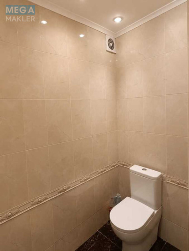 Оренда 2 кімнатної квартири, <a class="location-link" href="/kiev/" title="Недвижимость Київ">Київ</a>, <a class="location-link" href="/kiev/pecherskij/" title="Недвижимость Печерський район">Печерський р-н</a>, Старонаводницька вул., 4 (изображение 5)