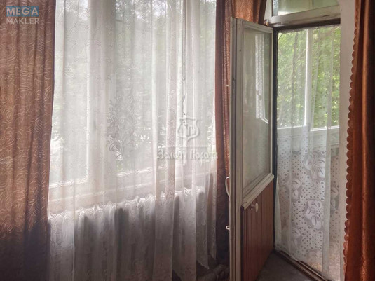Продаж 1 кімнатної квартири (33,5/18,4/6), 3 пов. 9 пов. будинку, <a class="location-link" href="/kiev/" title="Недвижимость Київ">Київ</a>, <a class="location-link" href="/kiev/desnyanskij/" title="Недвижимость Деснянський район">Деснянський р-н</a>, Маршала Жукова вул., 39 (изображение 3)
