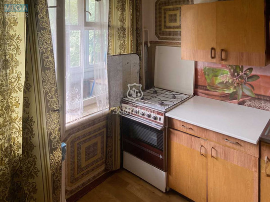 Продаж 1 кімнатної квартири (33,5/18,4/6), 3 пов. 9 пов. будинку, <a class="location-link" href="/kiev/" title="Недвижимость Київ">Київ</a>, <a class="location-link" href="/kiev/desnyanskij/" title="Недвижимость Деснянський район">Деснянський р-н</a>, Маршала Жукова вул., 39 (изображение 4)