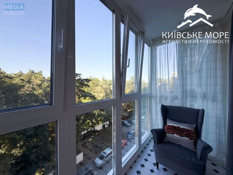Продаж 3 кімнатної квартири (90/50/18), 5 пов. 25 пов. будинку, <a class="location-link" href="/kiev/" title="Недвижимость Київ">Київ</a>, <a class="location-link" href="/kiev/dneprovskij/" title="Недвижимость Дніпровський район">Дніпровський р-н</a>, Воскресенська вул., 18 (изображение 9)