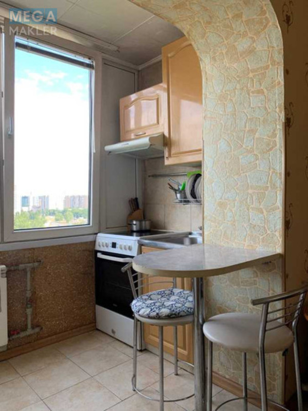 Продаж 1 кімнатної квартири (39/19/7,1), 15 пов. 16 пов. будинку, <a class="location-link" href="/kiev/" title="Недвижимость Київ">Київ</a>, <a class="location-link" href="/kiev/goloseevskij/" title="Недвижимость Голосіївський район">Голосіївський р-н</a>, Академика Заболотного ул., 126/1 (изображение 9)