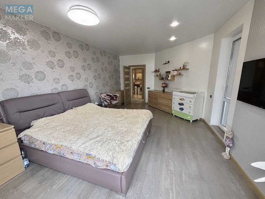Продаж 2 кімнатної квартири (84/40/21), 16 пов. 25 пов. будинку, <a class="location-link" href="/brovary/" title="Недвижимость Бровари">Бровари</a>, Черновола, 11 (изображение 13)